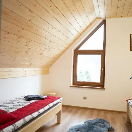 Semesterbostad Pieninska Rosa